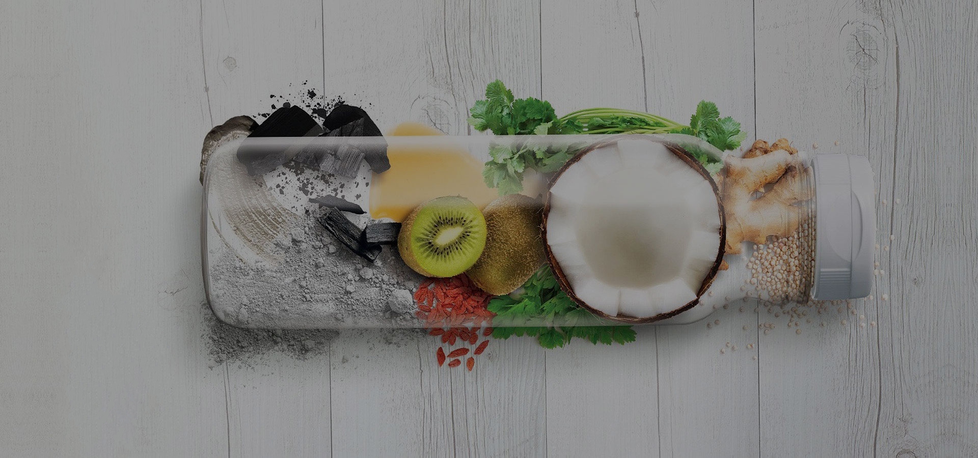 Quinoa, kokos, koriander, kiwi en goji in een transparante fles: Biolage R.A.W. haarverzorging is duurzaam, biologisch en organisch.